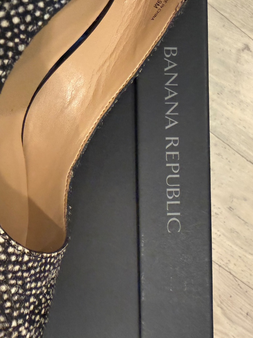 Shoes - Picture 3 of 6